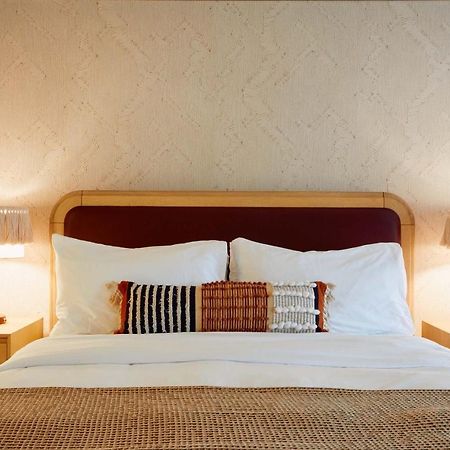 Faraway Martha'S Vineyard Hotel Едгартаун Екстериор снимка