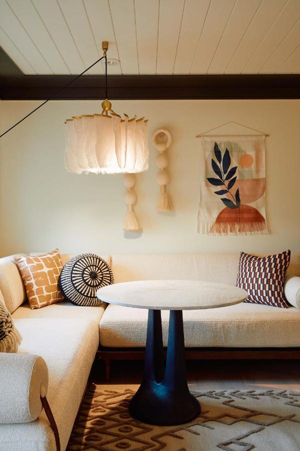 Faraway Martha'S Vineyard Hotel Едгартаун Екстериор снимка