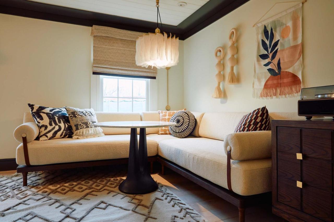 Faraway Martha'S Vineyard Hotel Едгартаун Екстериор снимка