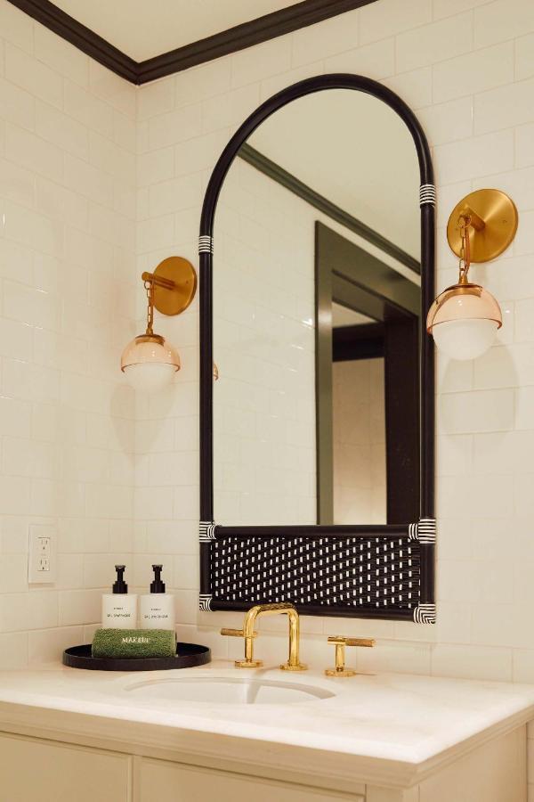 Faraway Martha'S Vineyard Hotel Едгартаун Екстериор снимка
