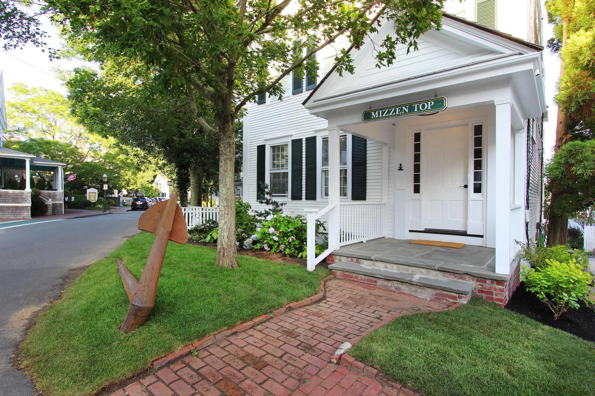 Faraway Martha'S Vineyard Hotel Едгартаун Екстериор снимка