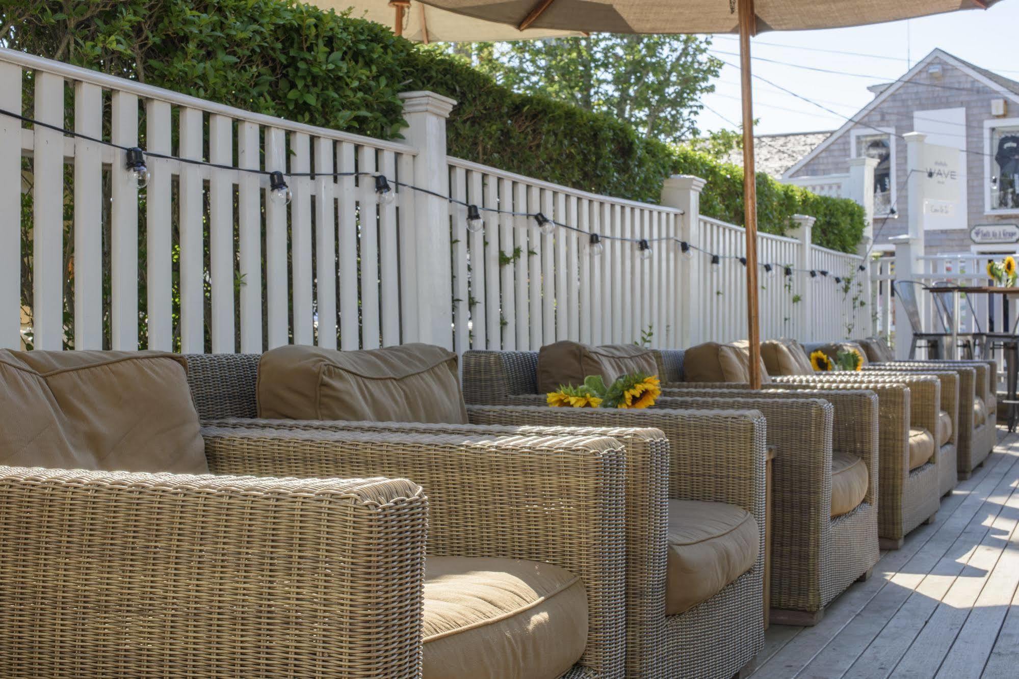 Faraway Martha'S Vineyard Hotel Едгартаун Екстериор снимка